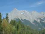 Finally ... a close-up of the Canadian Rockies!  Wow.